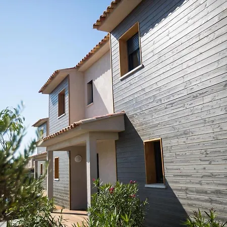 Saint Cyprien بورتو فيكشْيو